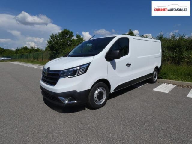 Renault Trafic image 2