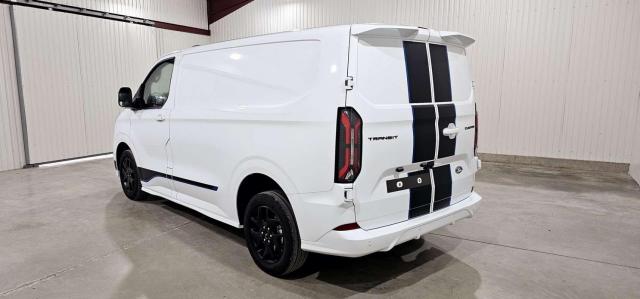 Ford Transit Custom image 9