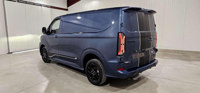 Ford Transit Custom image 3
