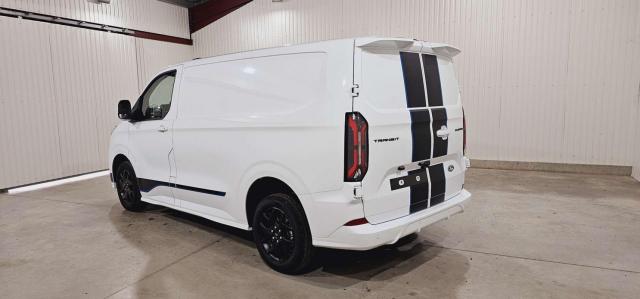 Ford Transit Custom image 5