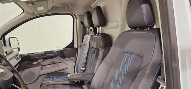 Ford Transit Custom image 1