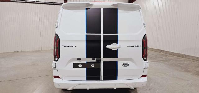 Ford Transit Custom image 2