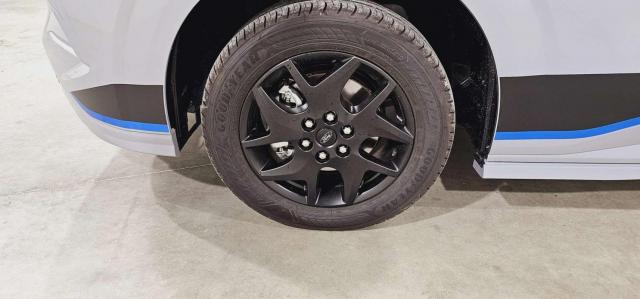 Ford Transit Custom image 9