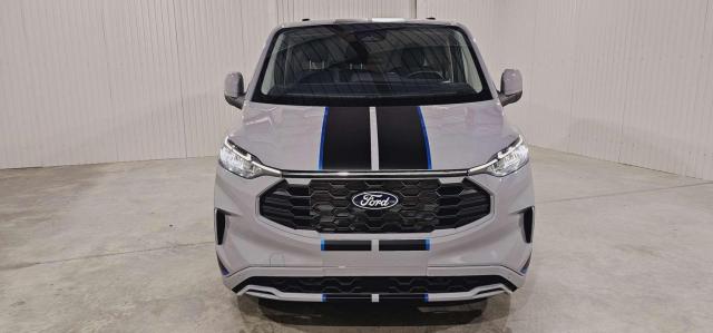Ford Transit Custom image 3