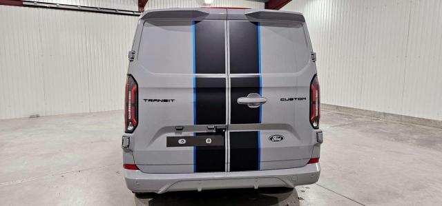 Ford Transit Custom image 4