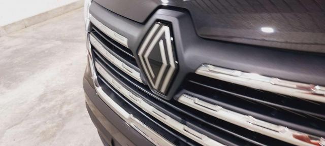 Renault Trafic image 8