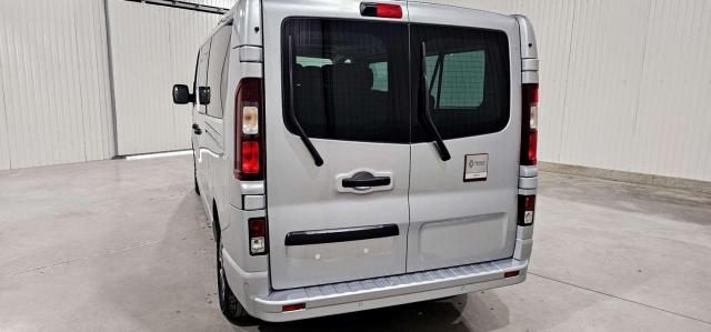 Renault Trafic image 3