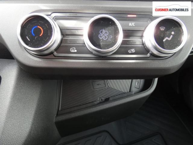 Renault Master image 1