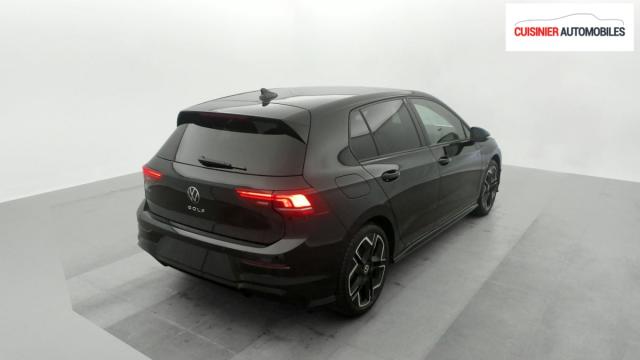 Volkswagen Golf image 9