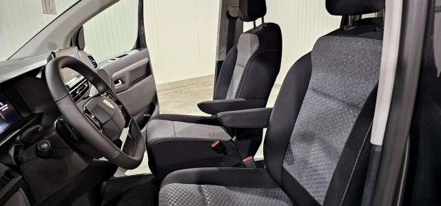 Peugeot Traveller image 3