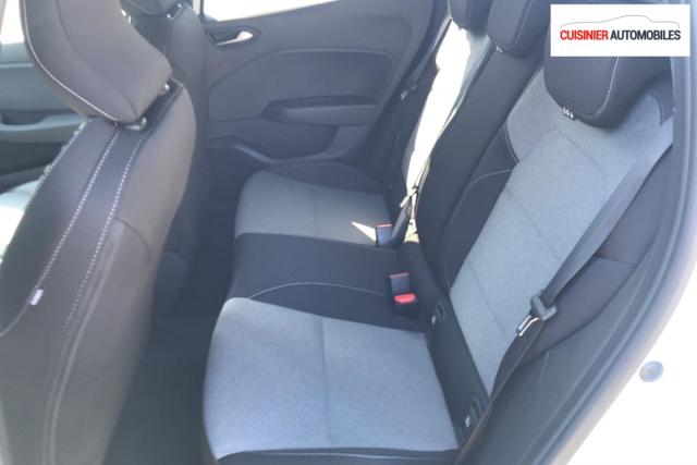 Renault Clio image 6
