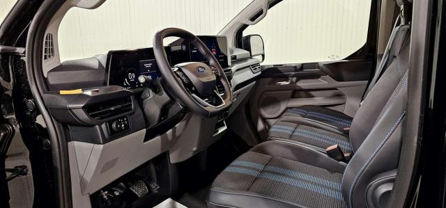 Ford Transit Custom image 7