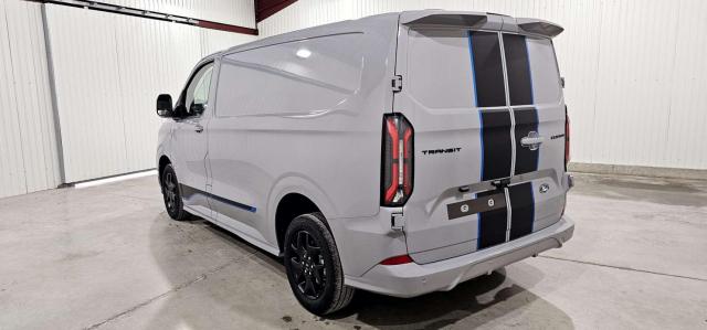 Ford Transit Custom image 4