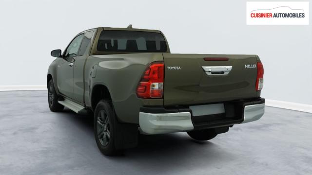 Toyota Hilux image 6