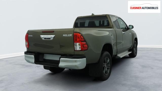 Toyota Hilux image 4