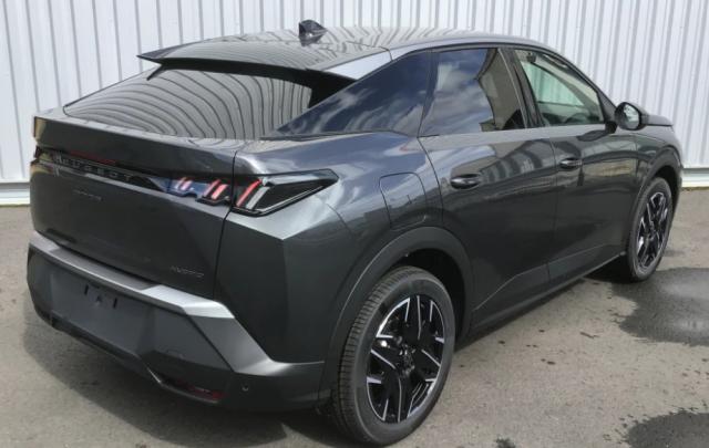 Peugeot 3008 image 1