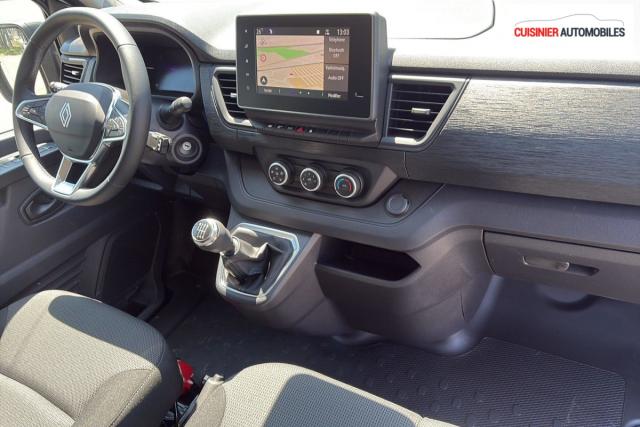 Renault Trafic image 1