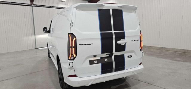 Ford Transit Custom image 1