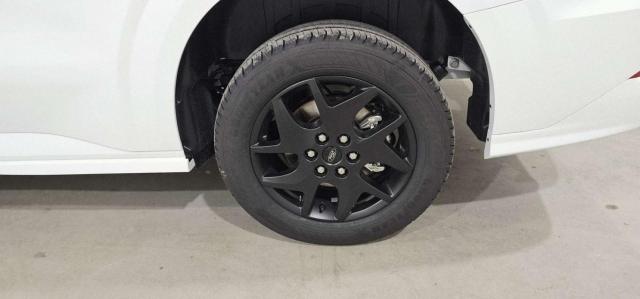 Ford Transit Custom image 8