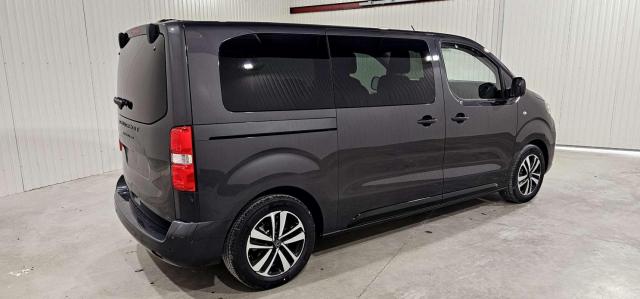 Peugeot Traveller image 3
