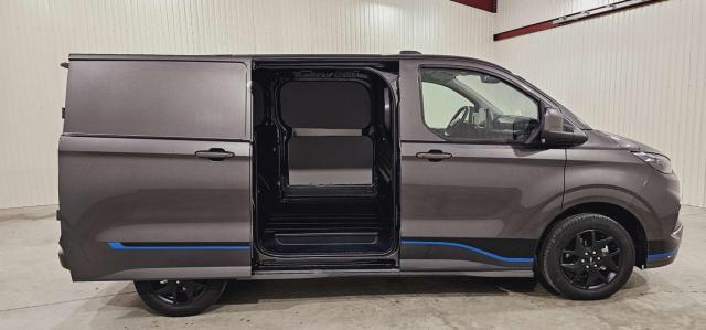 Ford Transit Custom image 8