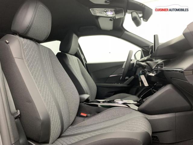 Peugeot 2008 image 1