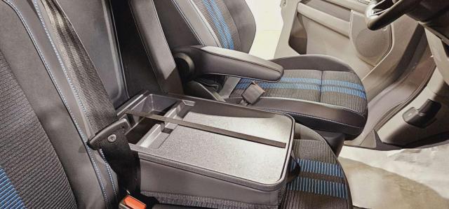 Ford Transit Custom image 6