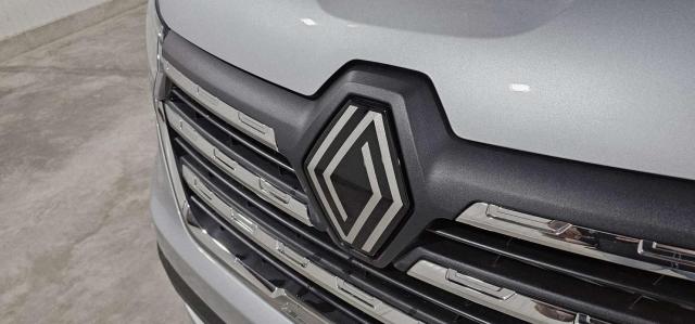 Renault Trafic image 9