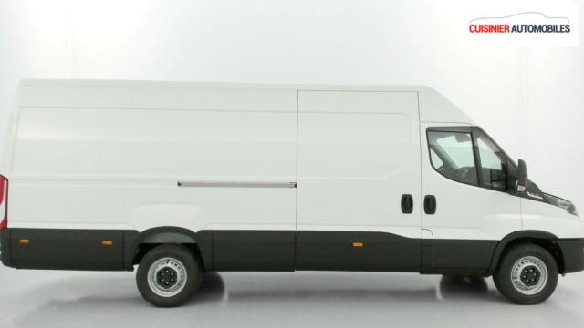 Iveco Daily image 9