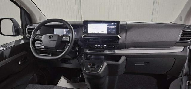 Peugeot Traveller image 4