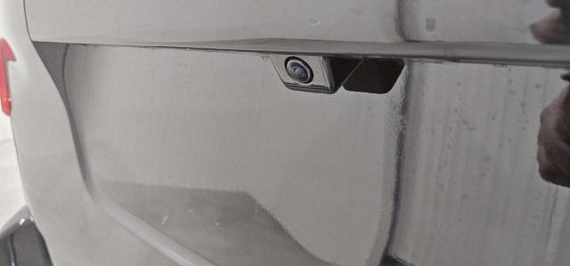 Peugeot Traveller image 5