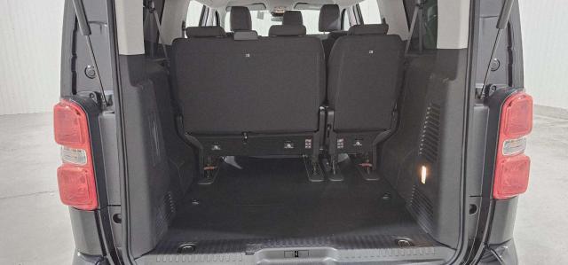 Peugeot Traveller image 4