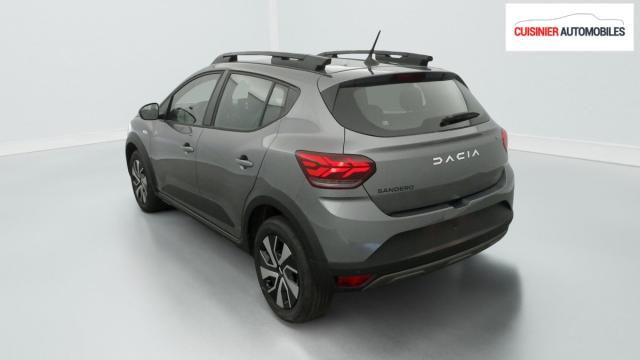 Dacia Sandero image 2