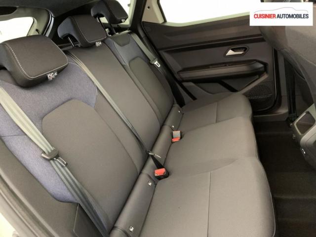 Dacia Duster image 9