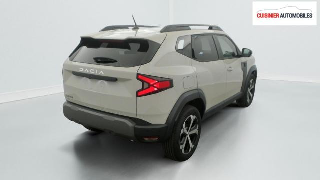 Dacia Duster image 1