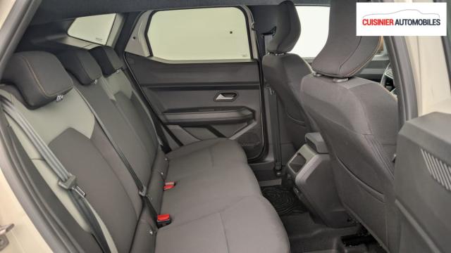 Dacia Duster image 7