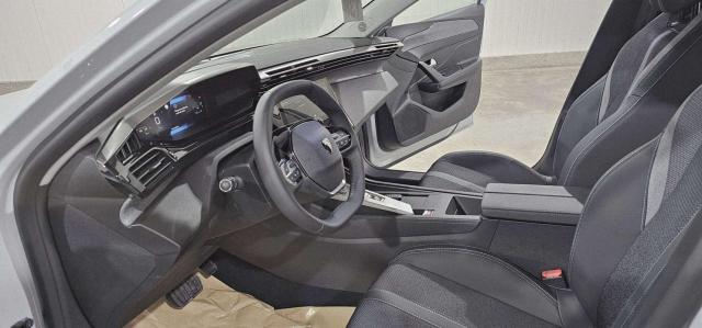 Peugeot 308 image 6