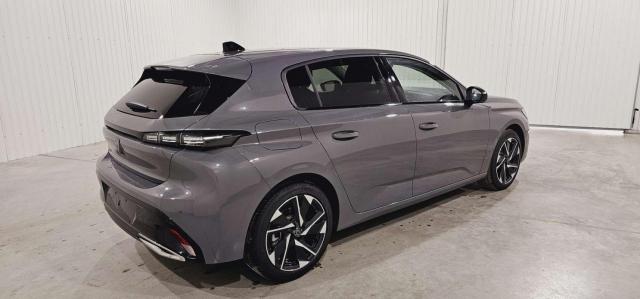 Peugeot 308 image 2