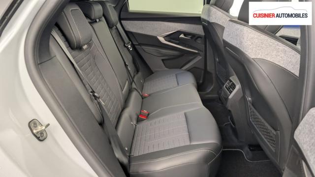 Peugeot 3008 image 8