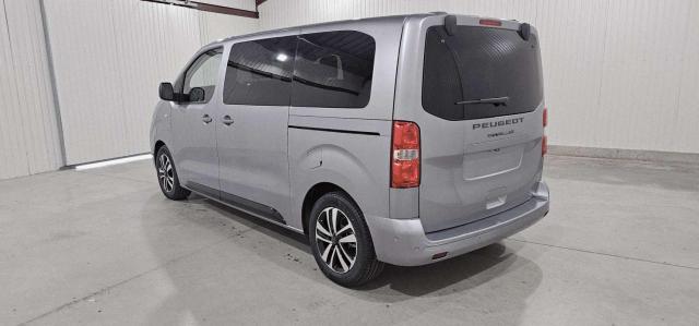 Peugeot Traveller image 6