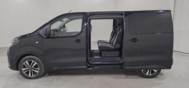 Peugeot Traveller image 9