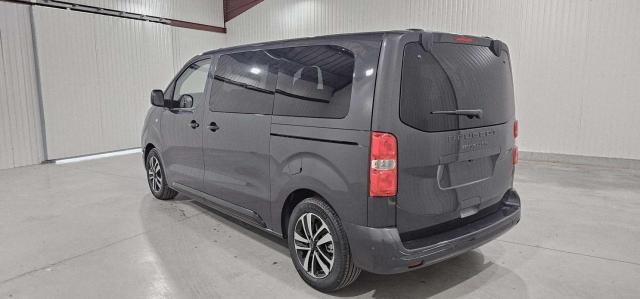 Peugeot Traveller image 8
