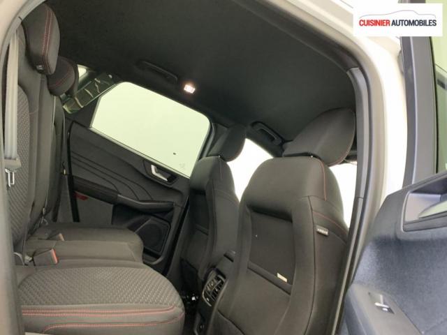 Ford Kuga image 3