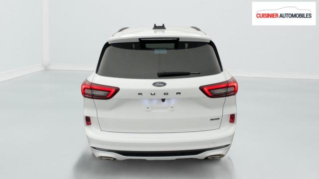 Ford Kuga image 6