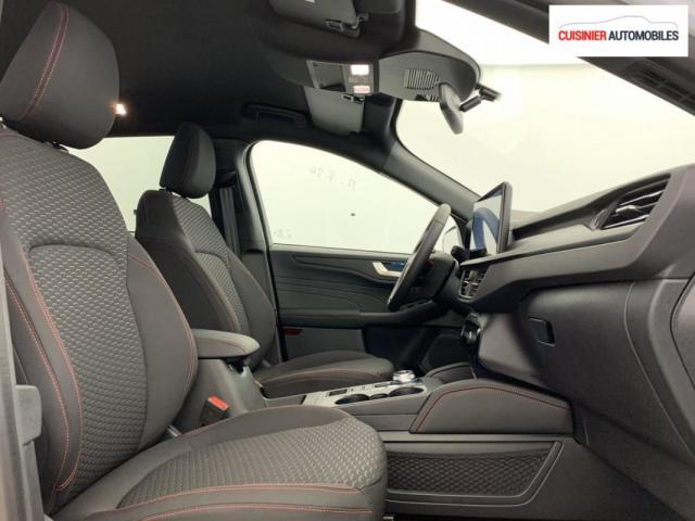 Ford Kuga image 7