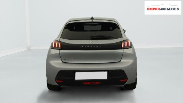 Peugeot 208 image 5