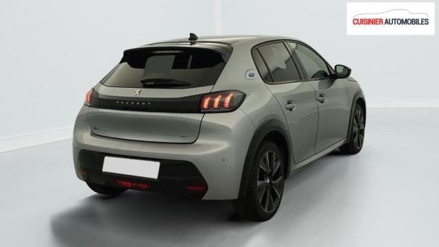 Peugeot 208 image 6