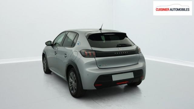 Peugeot 208 image 5