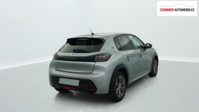 Peugeot 208 image 7
