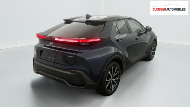 Toyota C-Hr image 6